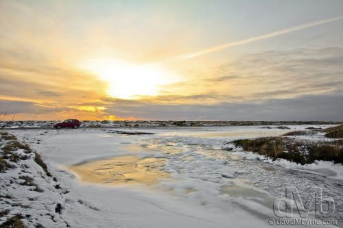 11am sunrise, southern Iceland. December 4th 2012 (14mm, 1/80sec, f/8.0, iso100)